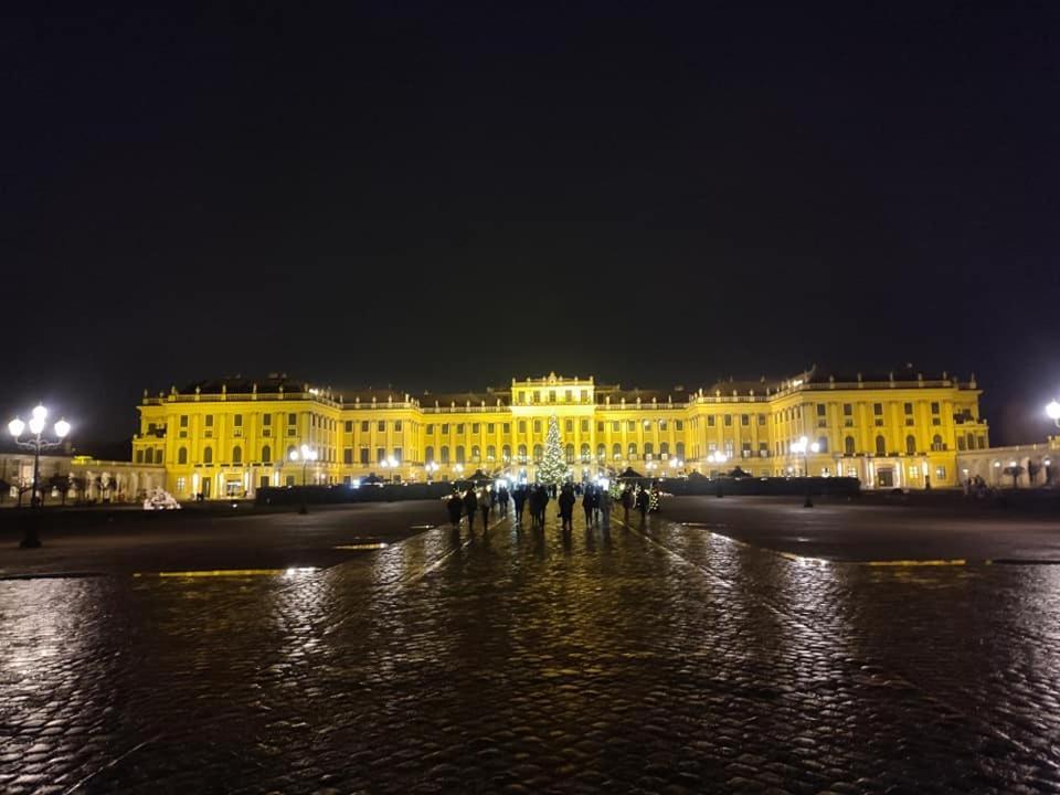 Central Mariahilfer Apartment 5 Min To The Schoenbrunn Palace And City Shopping Center Vienna Luaran gambar