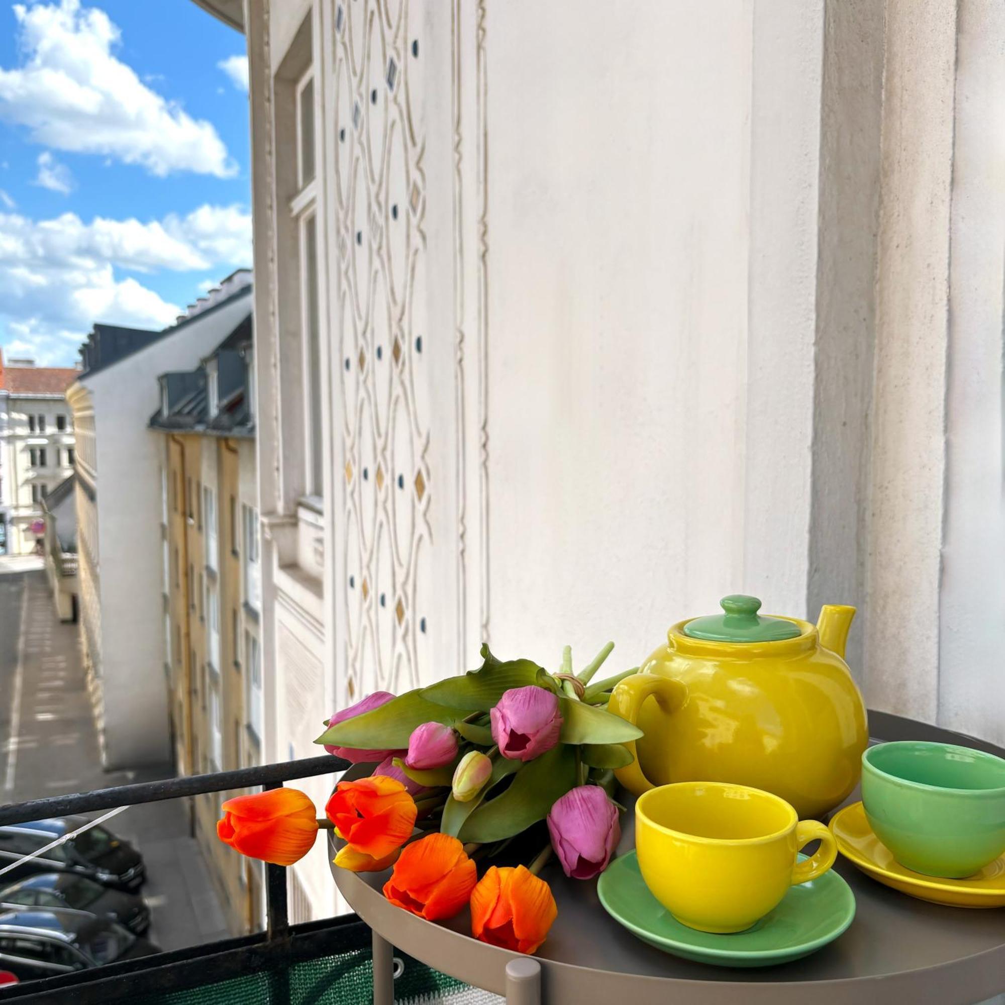 Central Mariahilfer Apartment 5 Min To The Schoenbrunn Palace And City Shopping Center Vienna Luaran gambar
